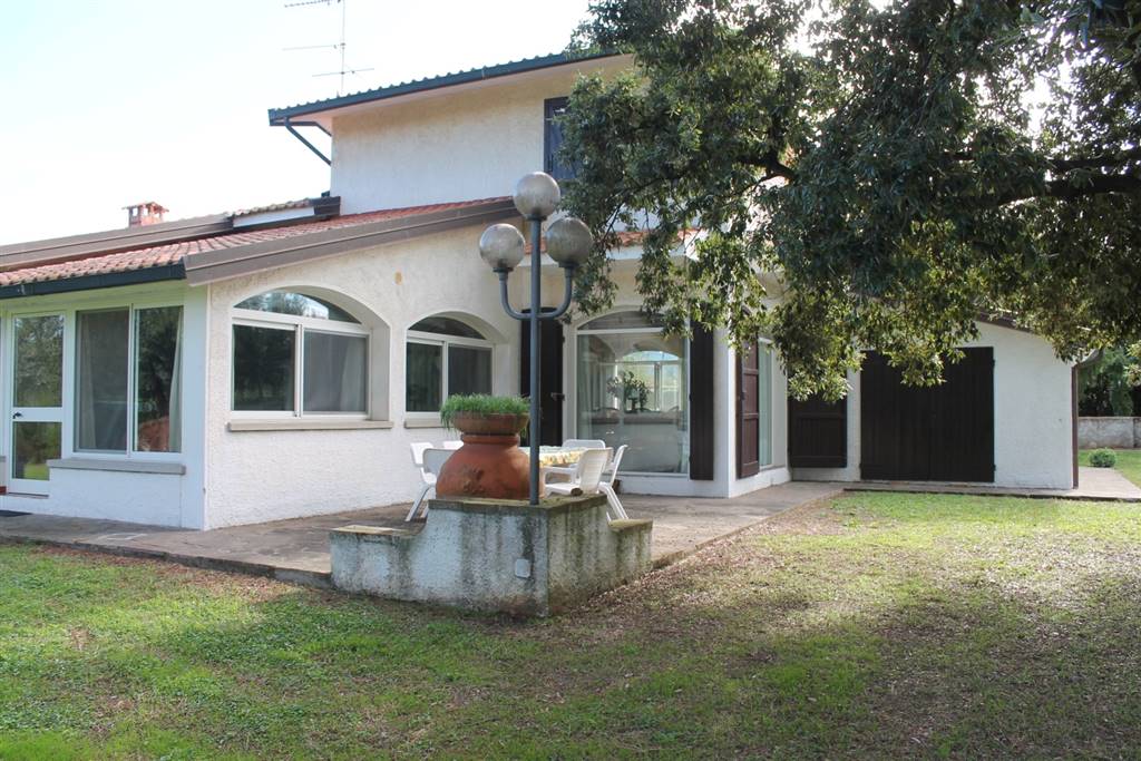 Villa in Affitto a Castagneto Carducci