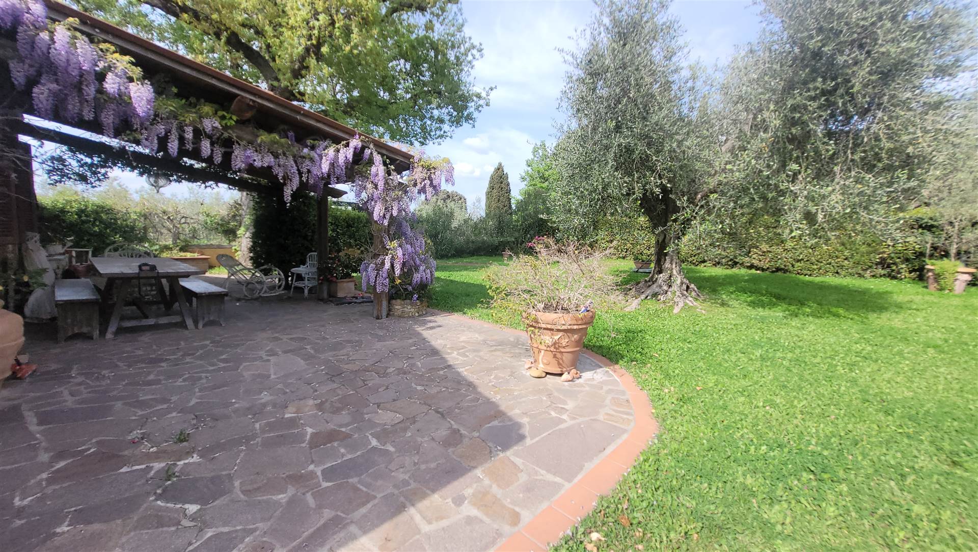 Villa in affitto a Castagneto Carducci, 4 locali, zona ratico, prezzo € 1.080 | PortaleAgenzieImmobiliari.it