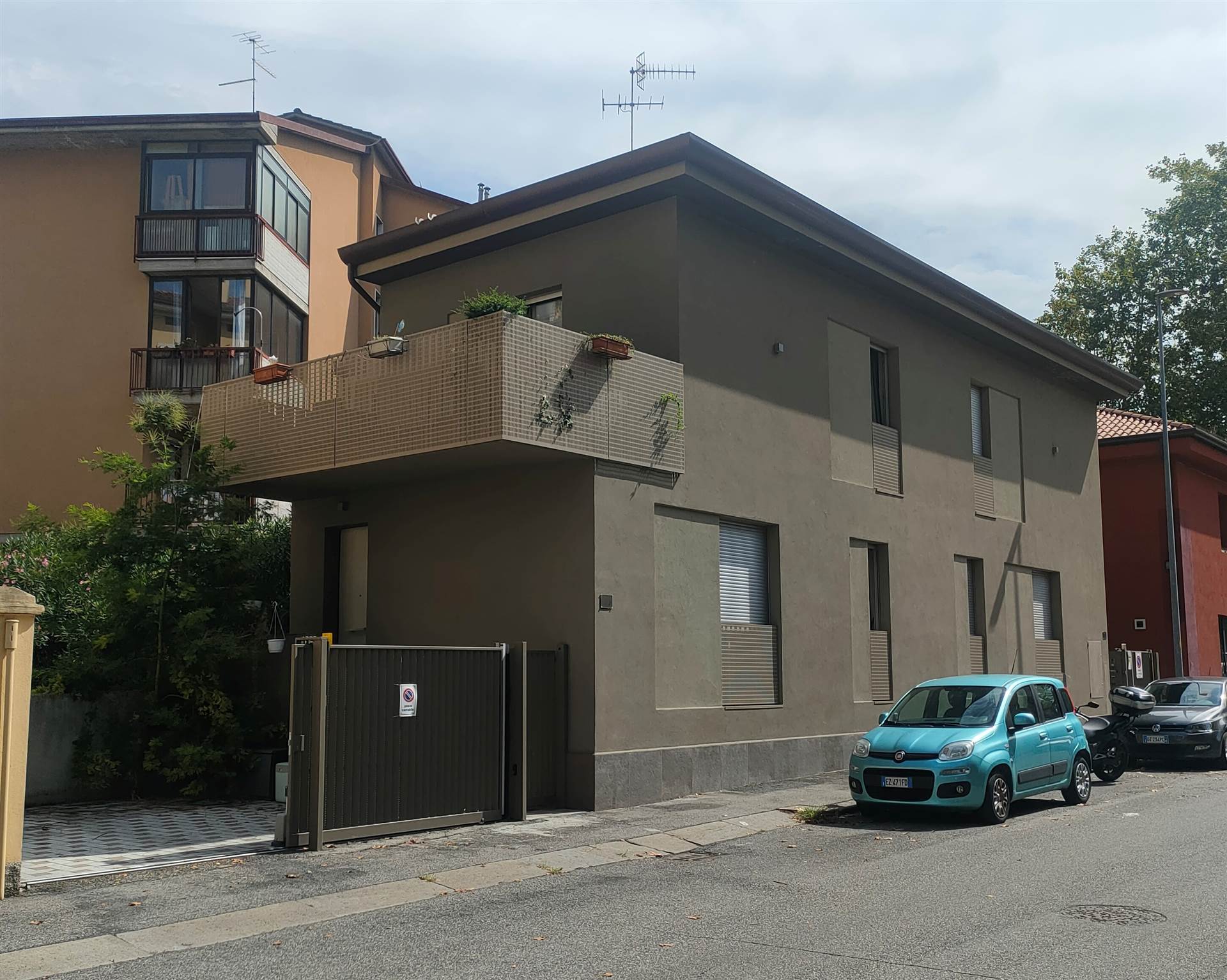 Appartamento in affitto a Verona, 4 locali, zona Quinzano - Pindemonte - Ponte Crencano - Valdonega - Avesa, prezzo € 1.350 | PortaleAgenzieImmobiliari.it