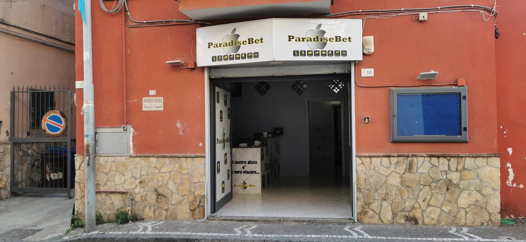Negozio / Locale in affitto a Castellammare di Stabia, 2 locali, prezzo € 550 | PortaleAgenzieImmobiliari.it