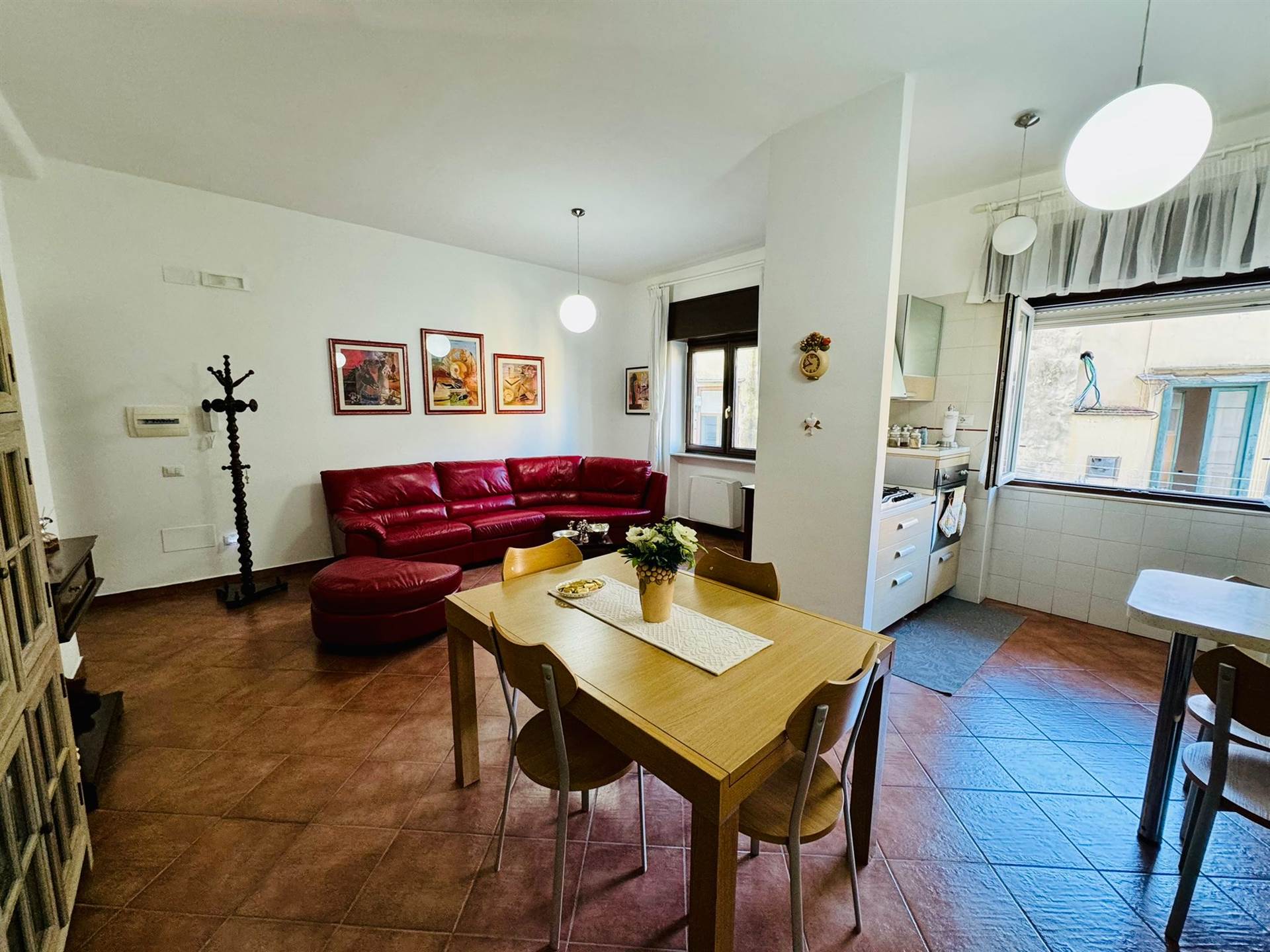 Appartamento in vendita a Castellammare di Stabia, 3 locali, prezzo € 200.000 | PortaleAgenzieImmobiliari.it
