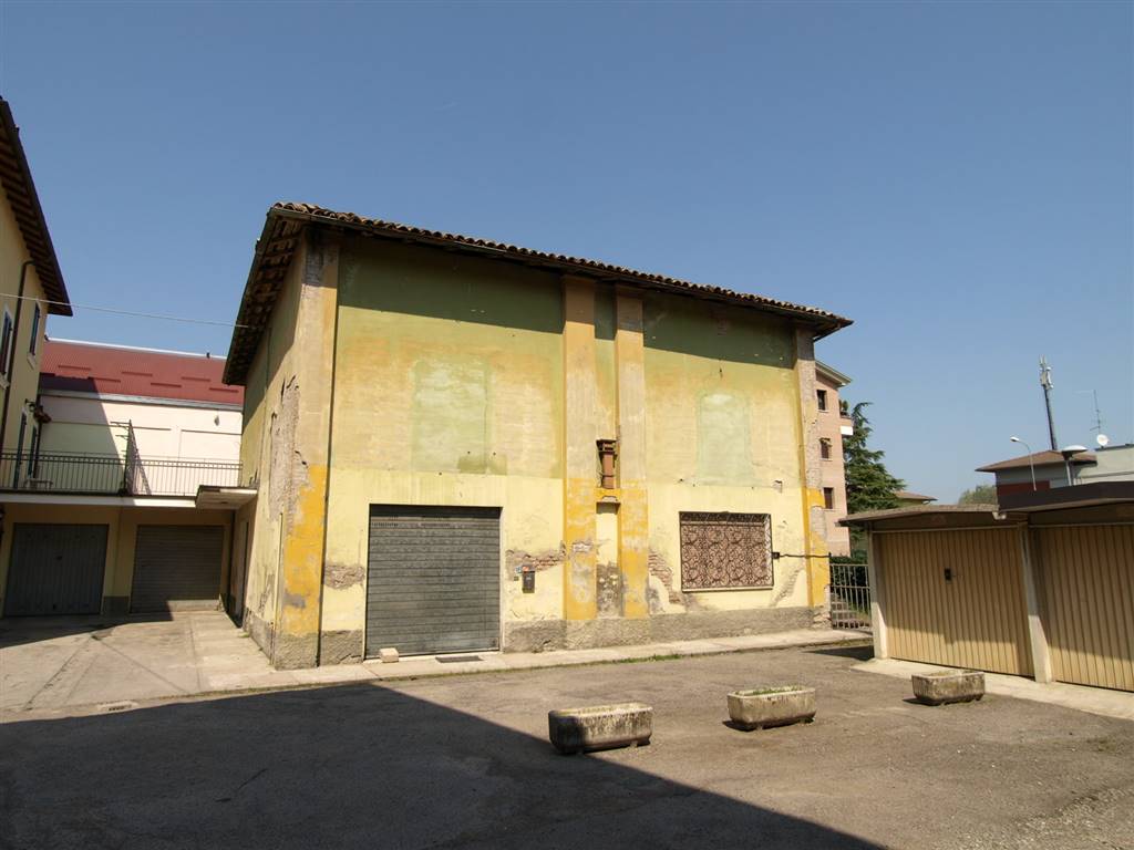 Rustico / Casale in vendita a Savignano sul Panaro, 8 locali, zona iche, prezzo € 105.000 | PortaleAgenzieImmobiliari.it