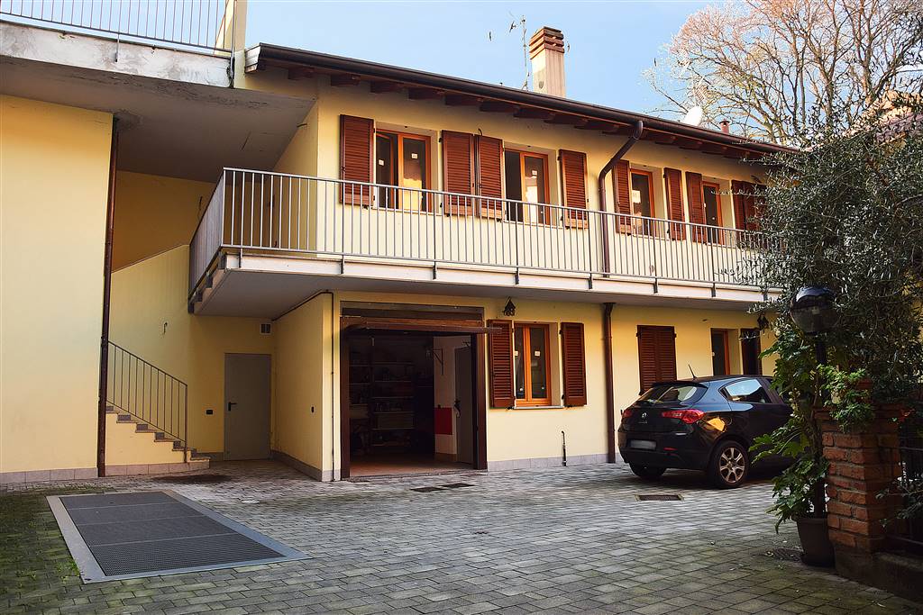 Appartamento in vendita a Gessate, 4 locali, prezzo € 260.000 | PortaleAgenzieImmobiliari.it