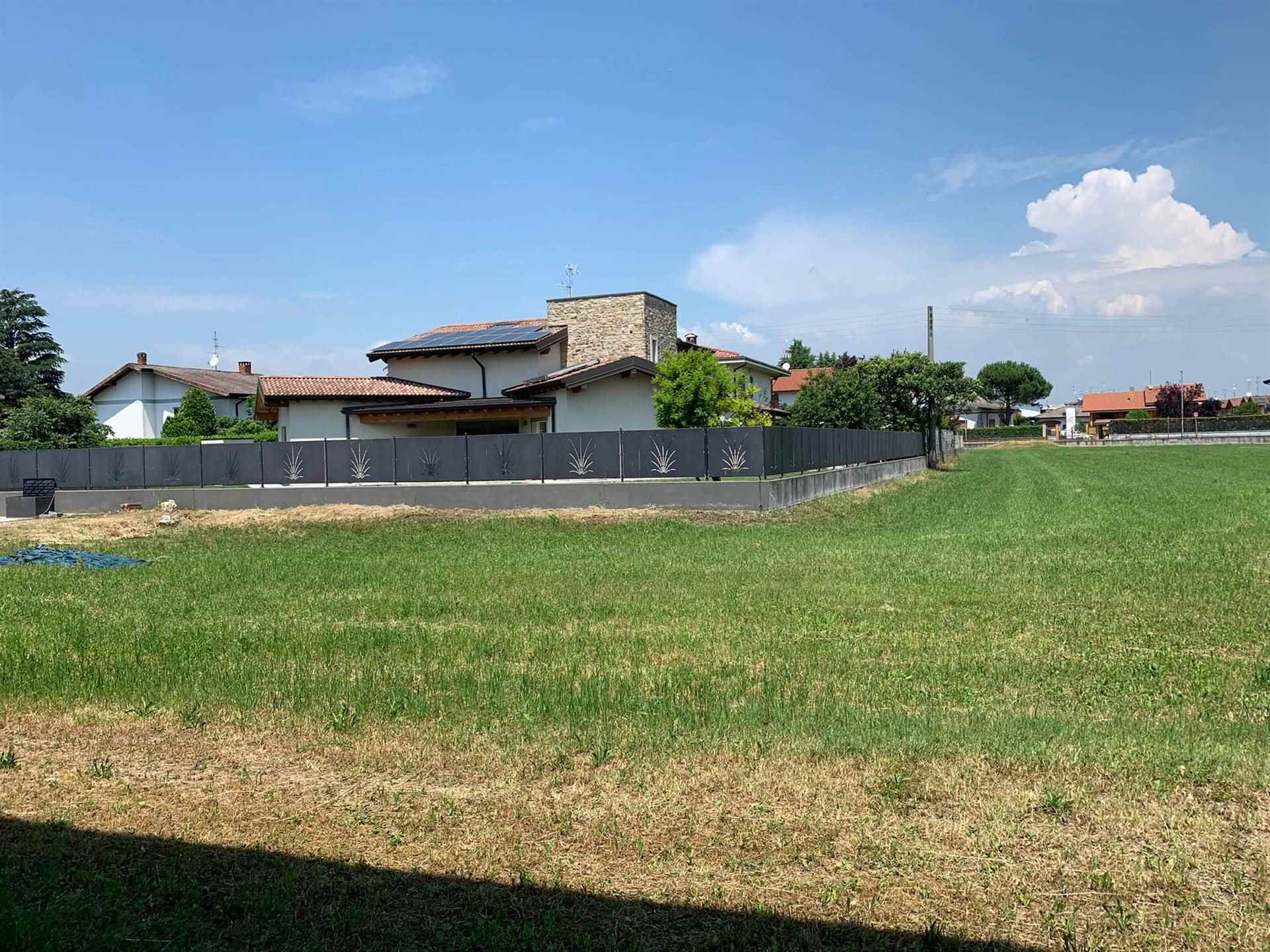 Terreno Edificabile Residenziale in vendita a Cassano d'Adda, 9999 locali, prezzo € 490.000 | PortaleAgenzieImmobiliari.it