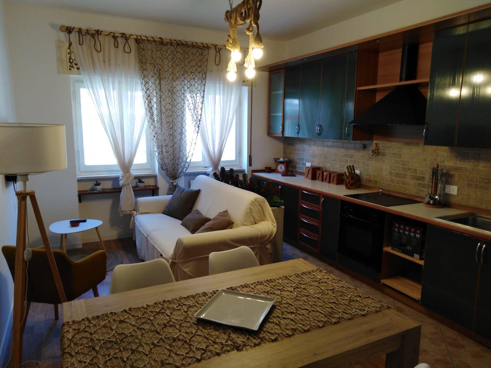 Appartamento in vendita a Varese, 2 locali, zona anna/Belforte, prezzo € 80.000 | PortaleAgenzieImmobiliari.it