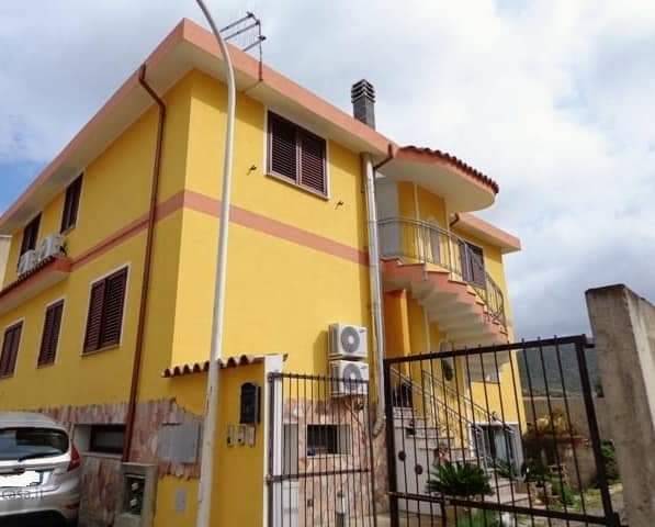Appartamento in vendita a Villaputzu, 4 locali, prezzo € 75.000 | CambioCasa.it