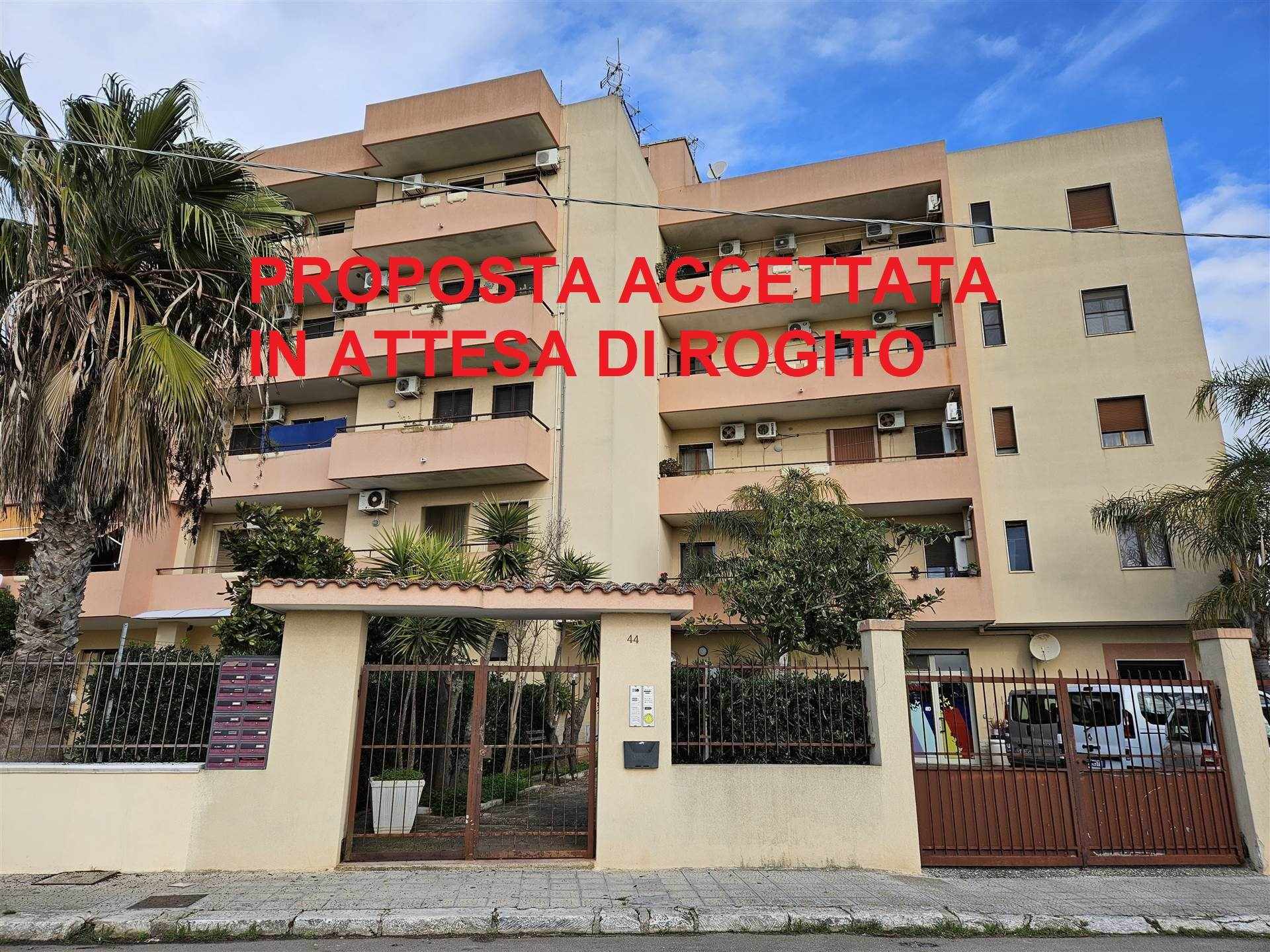 Appartamento in vendita a Mesagne, 6 locali, zona Località: SETA, prezzo € 73.000 | PortaleAgenzieImmobiliari.it
