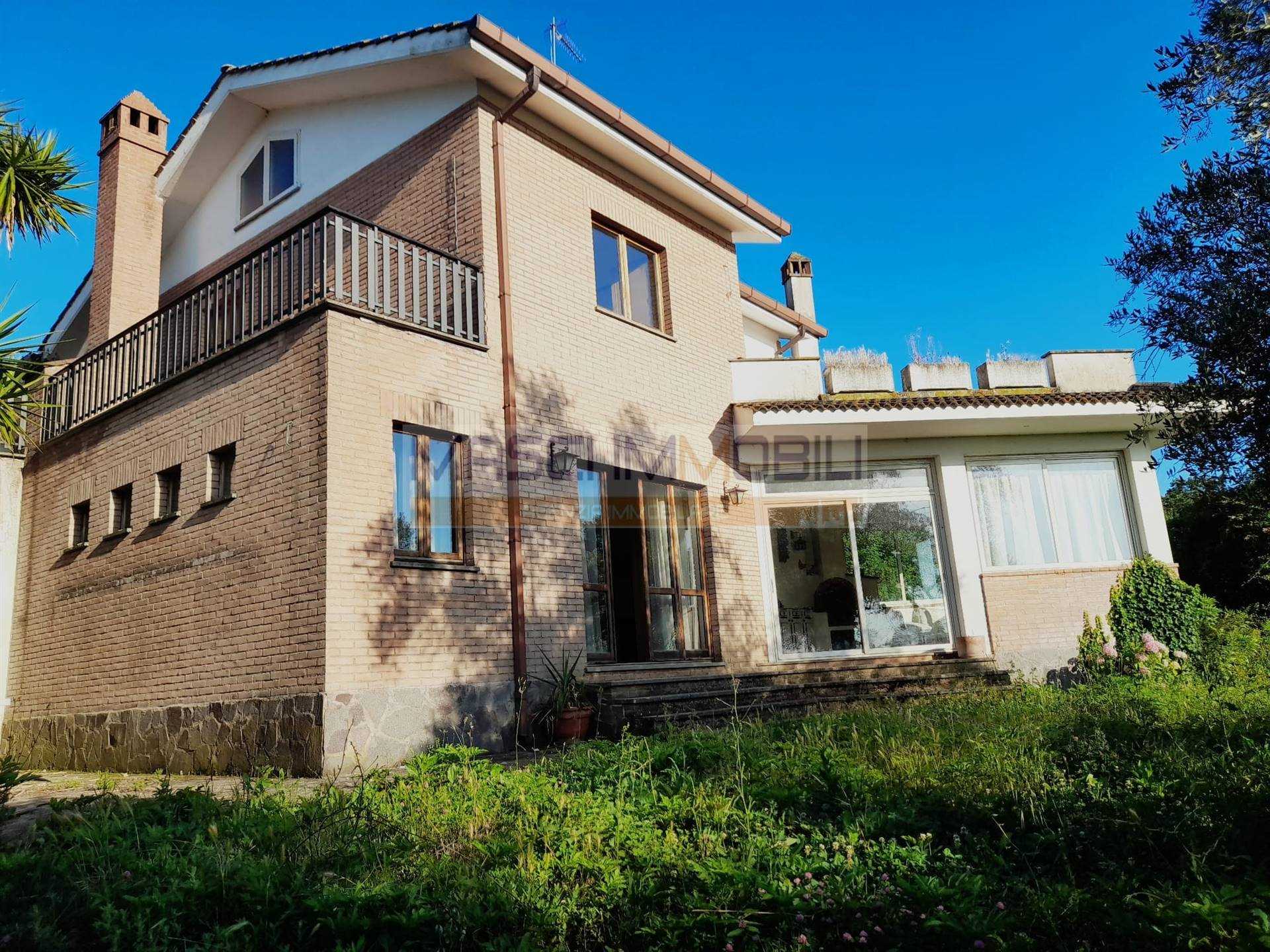 Villa in vendita a Civitella San Paolo, 4 locali, prezzo € 240.000 | CambioCasa.it