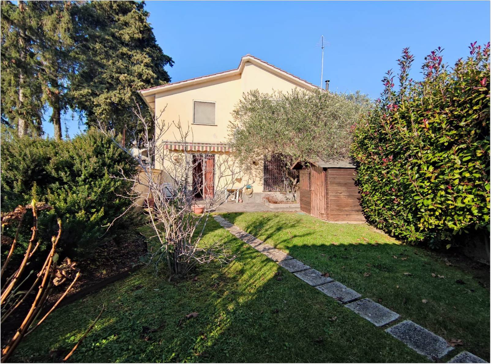 Villa in vendita a Ronciglione, 4 locali, prezzo € 169.000 | PortaleAgenzieImmobiliari.it