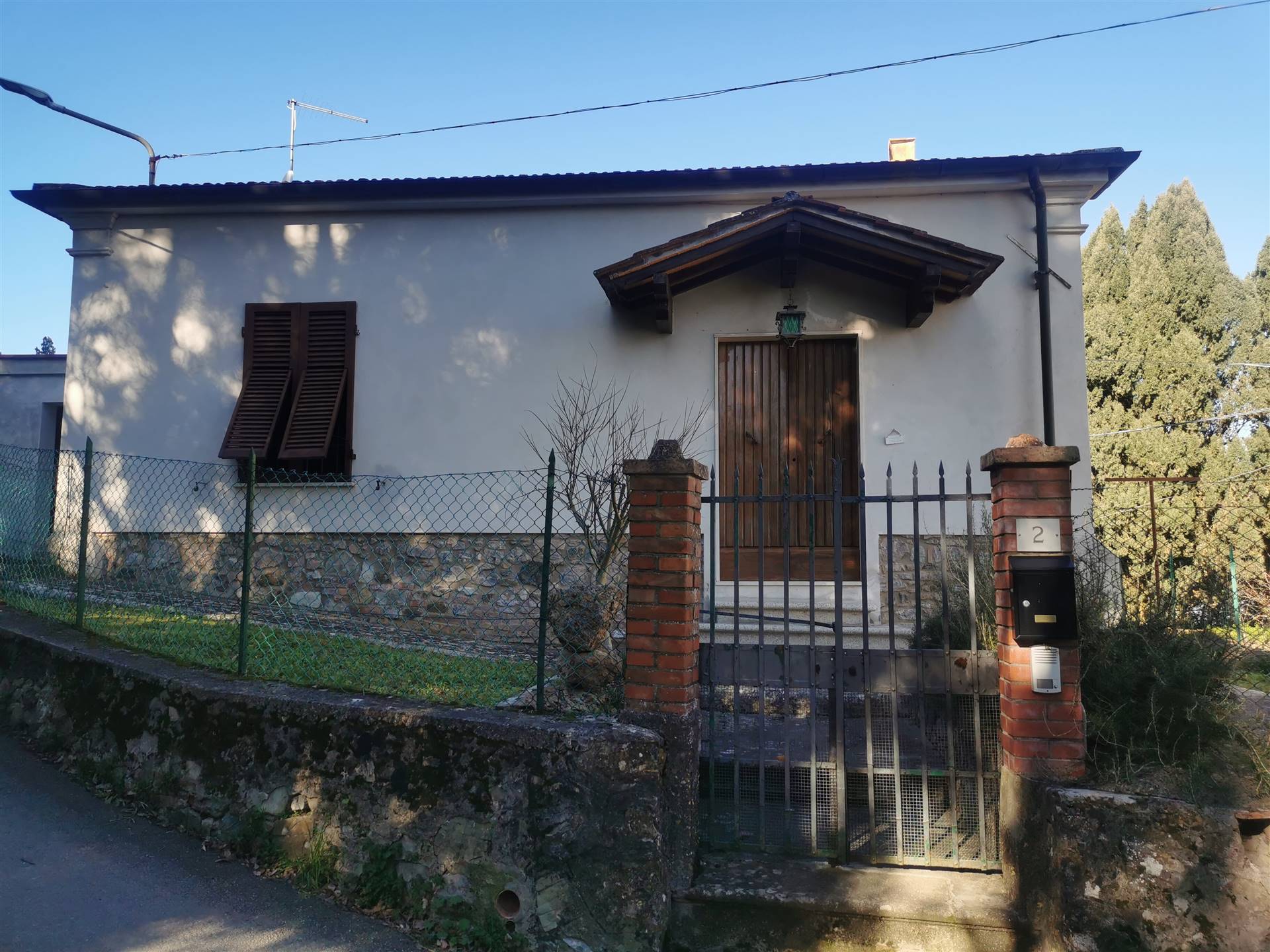 Soluzione Indipendente in affitto a Lajatico, 4 locali, zona Zona: Orciatico, prezzo € 450 | CambioCasa.it