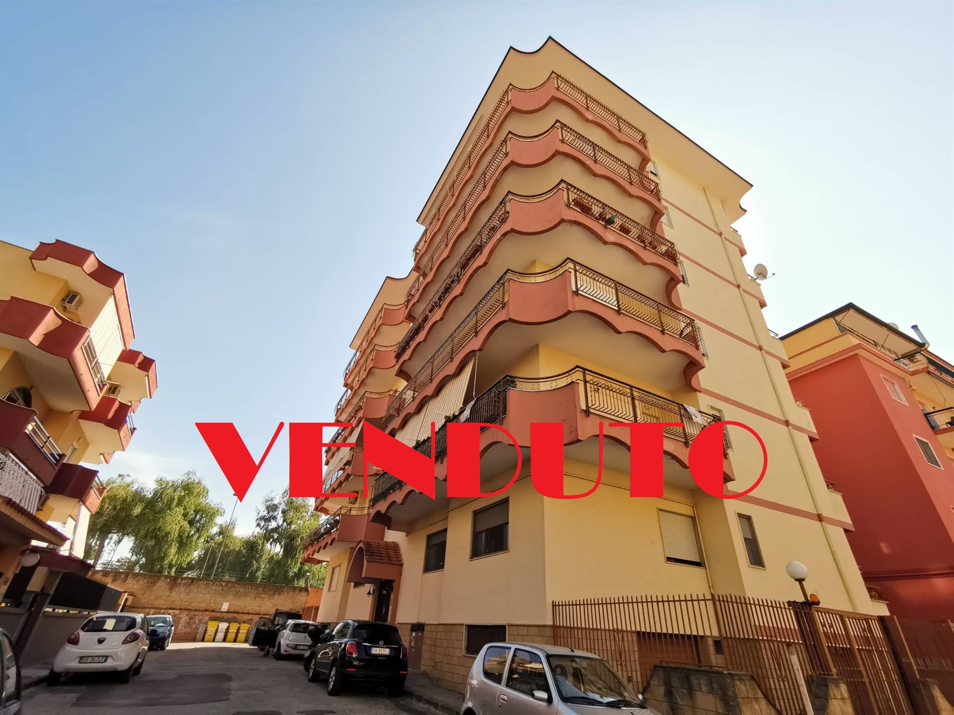 Appartamento in vendita a San Giorgio a Cremano, 3 locali, zona Località: ALTA, prezzo € 280.000 | CambioCasa.it