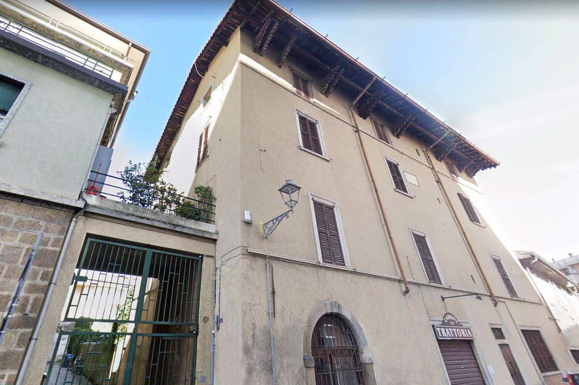 Soluzione Indipendente in vendita a Bergamo, 20 locali, zona o Palazzo, Trattative riservate | PortaleAgenzieImmobiliari.it