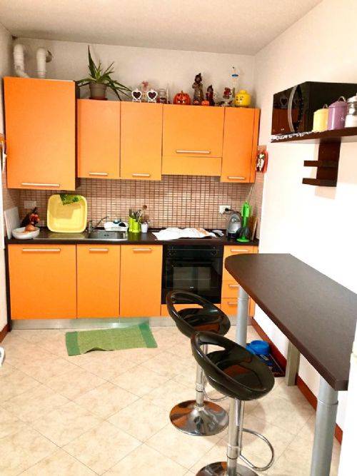 Appartamento in vendita a Bosaro, 4 locali, prezzo € 75.000 | CambioCasa.it