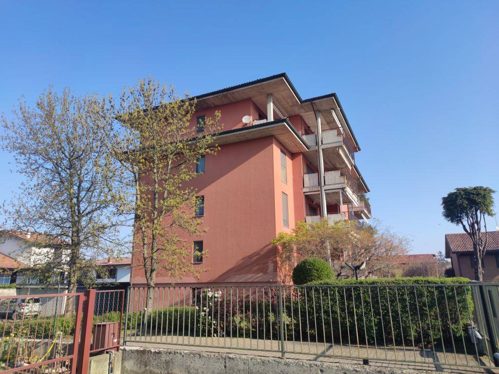 Appartamento in vendita a Belgioioso, 4 locali, prezzo € 195.000 | CambioCasa.it
