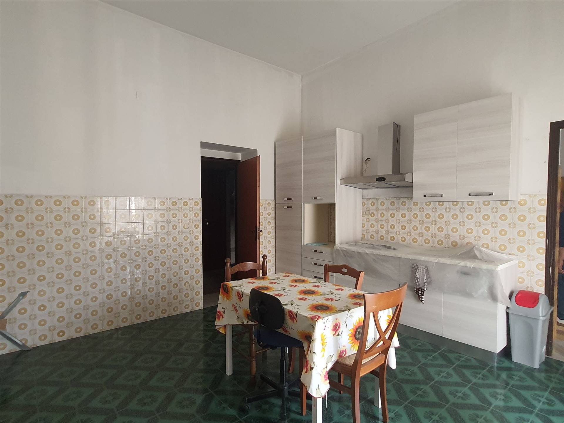 Appartamento in vendita a Taurianova, 4 locali, prezzo € 50.000 | PortaleAgenzieImmobiliari.it
