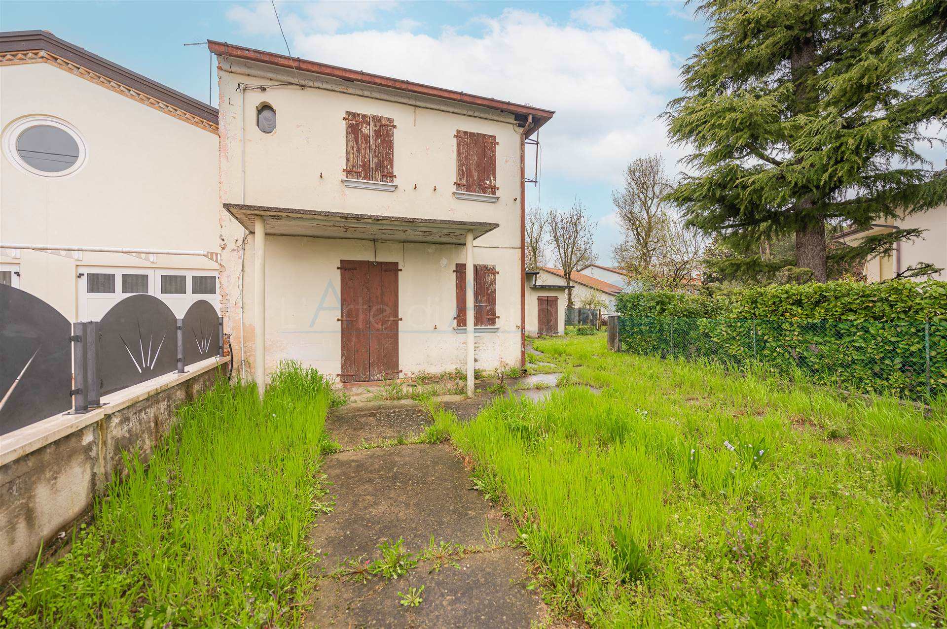 Villa in vendita a San Donà di Piave, 6 locali, zona Località: SAN LUCA, prezzo € 109.000 | PortaleAgenzieImmobiliari.it