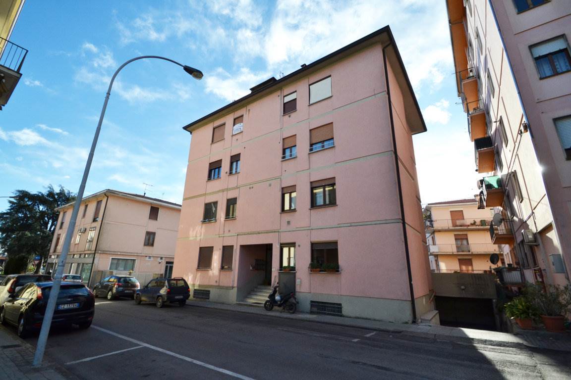 Appartamento in vendita a Montecchio Maggiore, 4 locali, prezzo € 89.000 | PortaleAgenzieImmobiliari.it