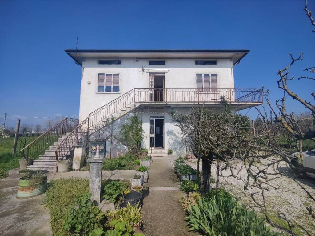 Villa Bifamiliare in vendita a Bolzano Vicentino, 7 locali, prezzo € 220.000 | PortaleAgenzieImmobiliari.it
