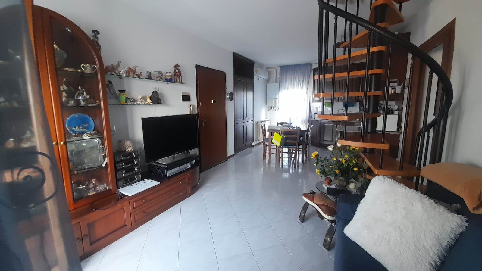 Appartamento in vendita a Chioggia, 4 locali, zona Località: SOTTOMARINA BUON PASTORE, prezzo € 210.000 | PortaleAgenzieImmobiliari.it