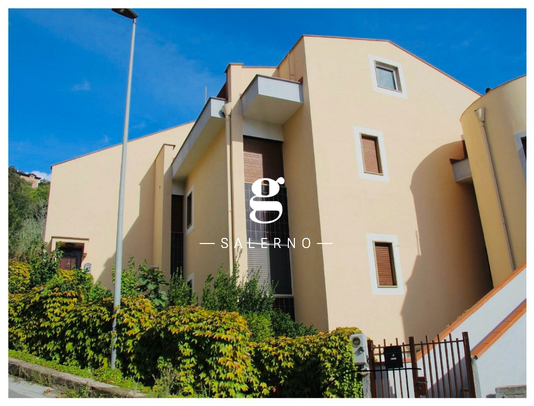 Appartamento in vendita a Salerno, 5 locali, prezzo € 620.000 | PortaleAgenzieImmobiliari.it