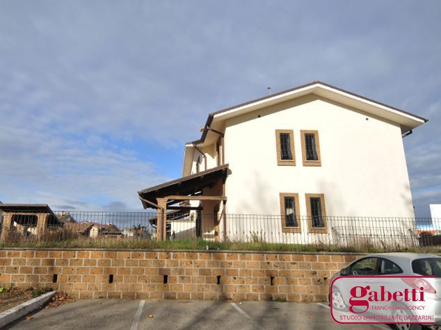 Villa Bifamiliare in vendita a Civita Castellana, 9999 locali, prezzo € 165.000 | PortaleAgenzieImmobiliari.it