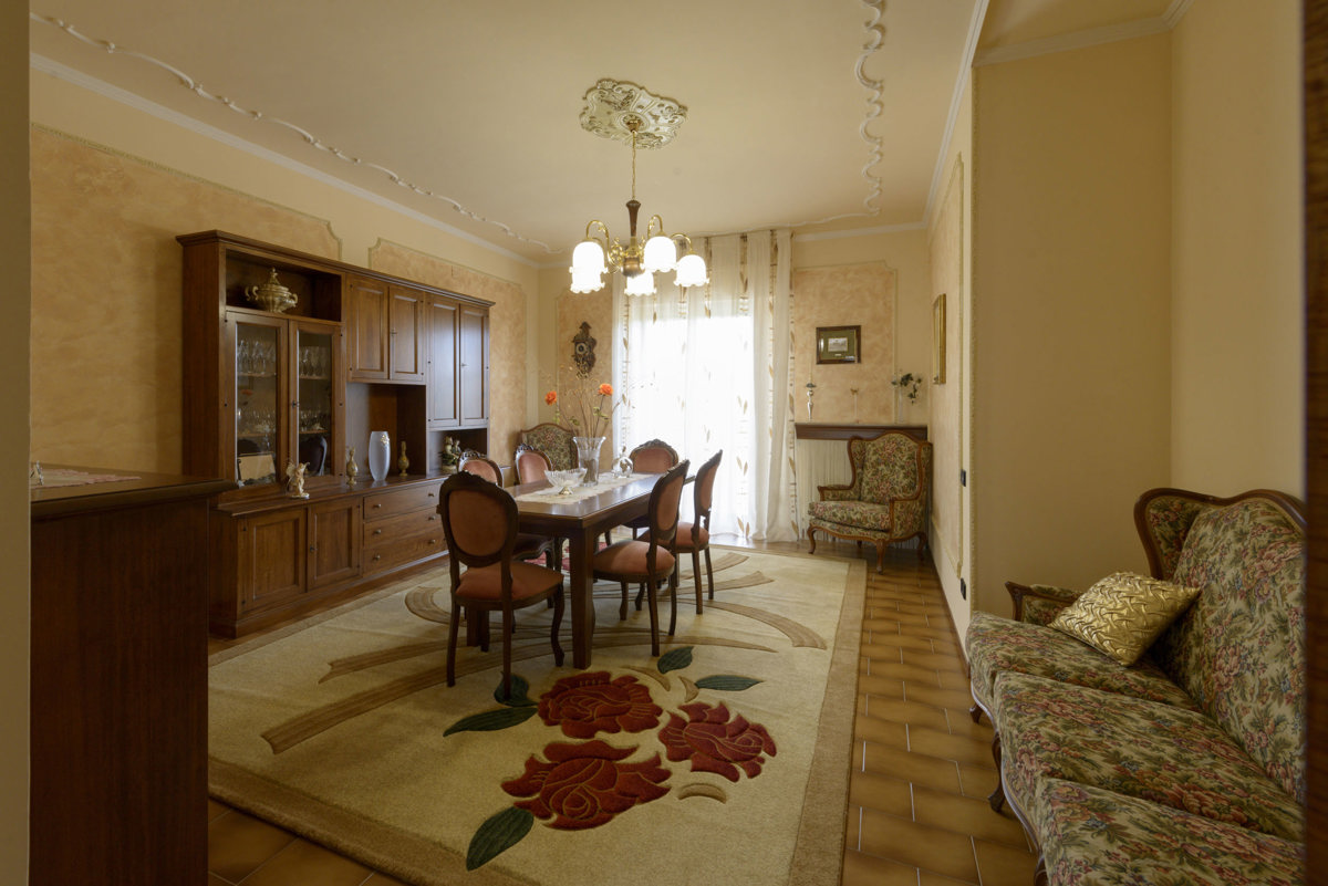 Appartamento in vendita a Gubbio, 5 locali, prezzo € 120.000 | PortaleAgenzieImmobiliari.it