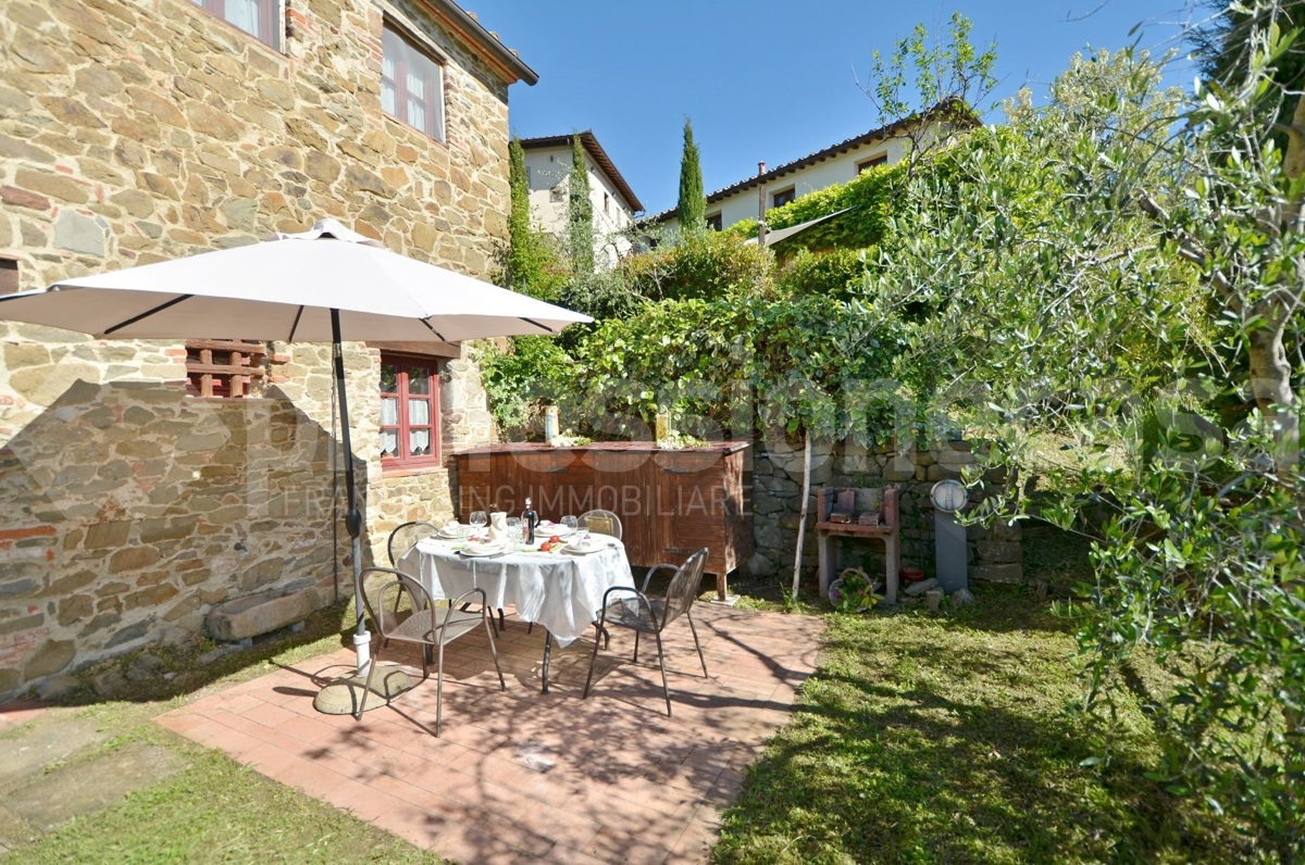 Appartamento in vendita a Gaiole in Chianti, 5 locali, prezzo € 289.000 | PortaleAgenzieImmobiliari.it