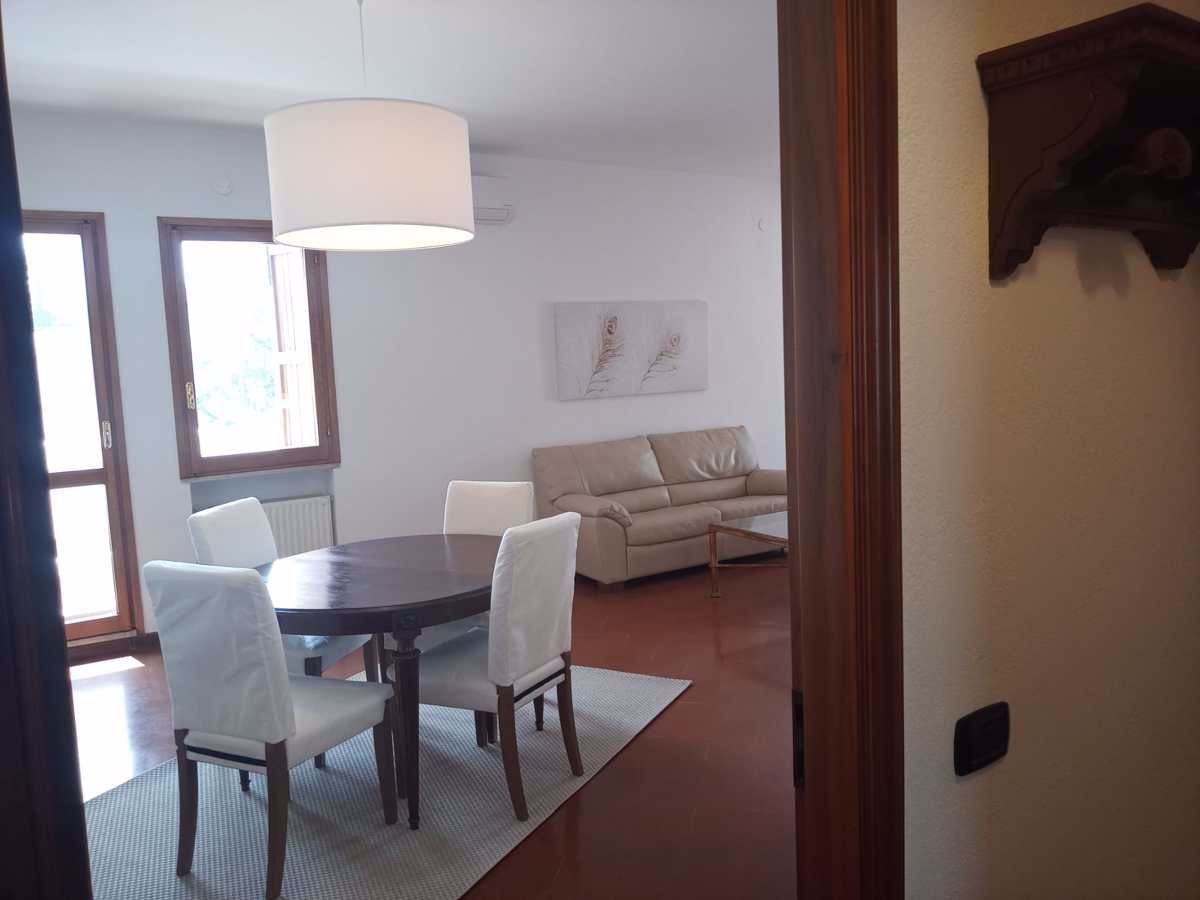 Attico / Mansarda in affitto a Brindisi, 4 locali, zona le, prezzo € 900 | PortaleAgenzieImmobiliari.it