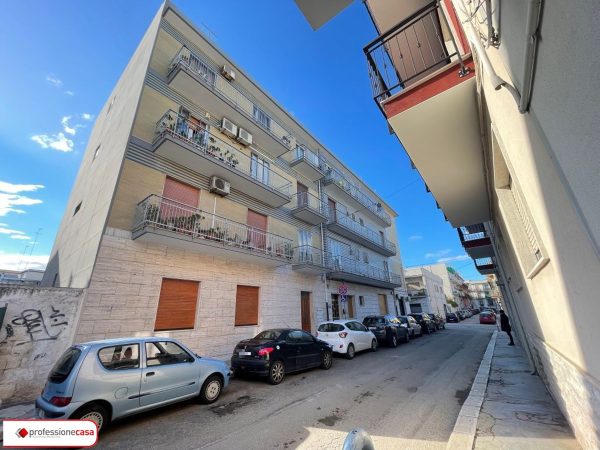 Appartamento in vendita a Mola di Bari, 5 locali, prezzo € 139.000 | PortaleAgenzieImmobiliari.it