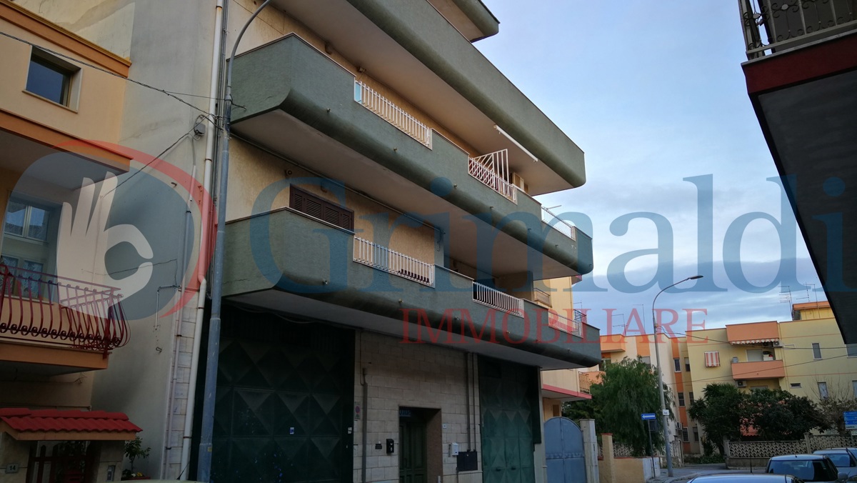 Appartamento in vendita a San Giorgio Ionico, 3 locali, prezzo € 49.000 | PortaleAgenzieImmobiliari.it
