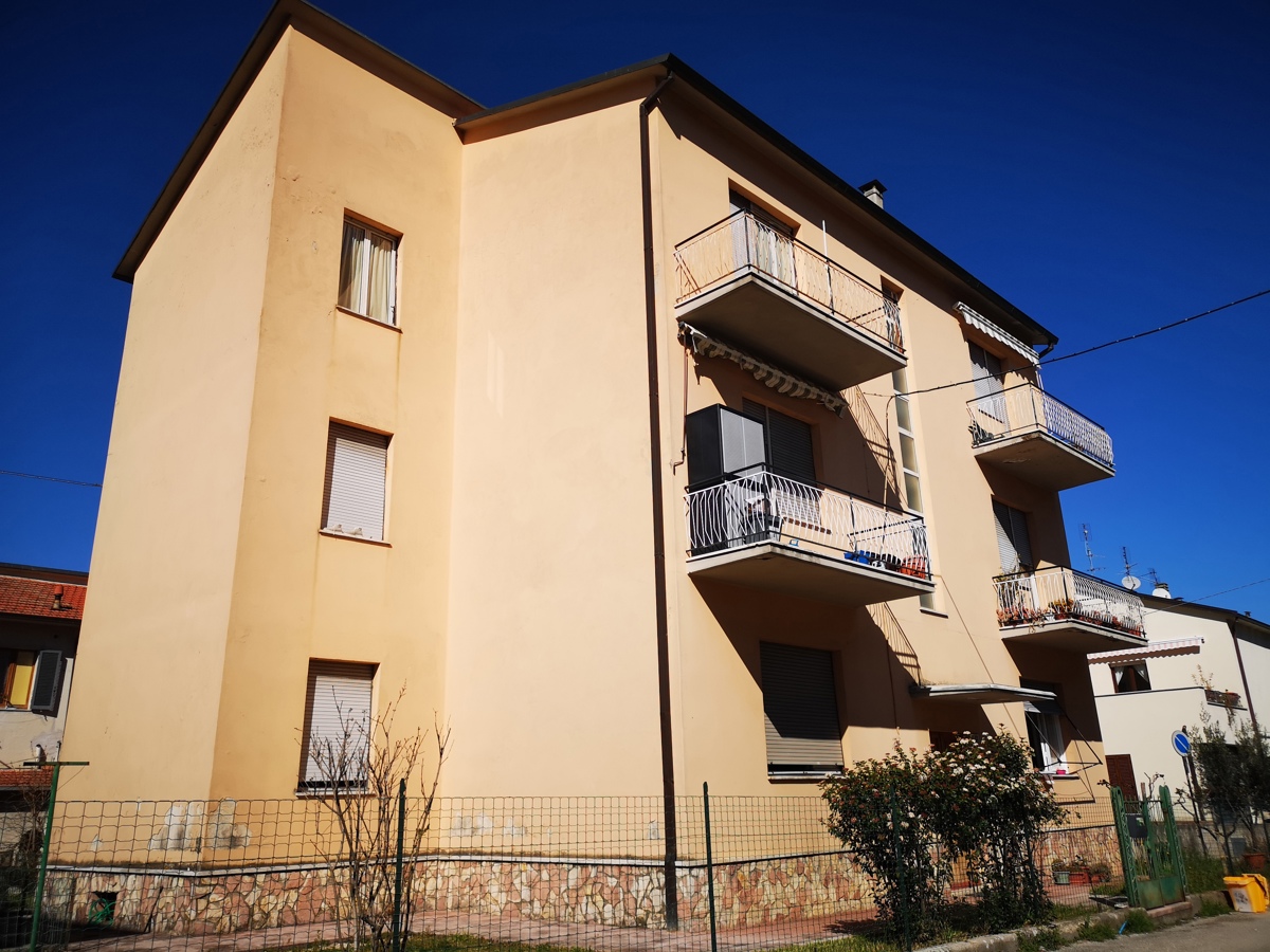 Appartamento in vendita a Spoleto, 3 locali, prezzo € 79.000 | PortaleAgenzieImmobiliari.it