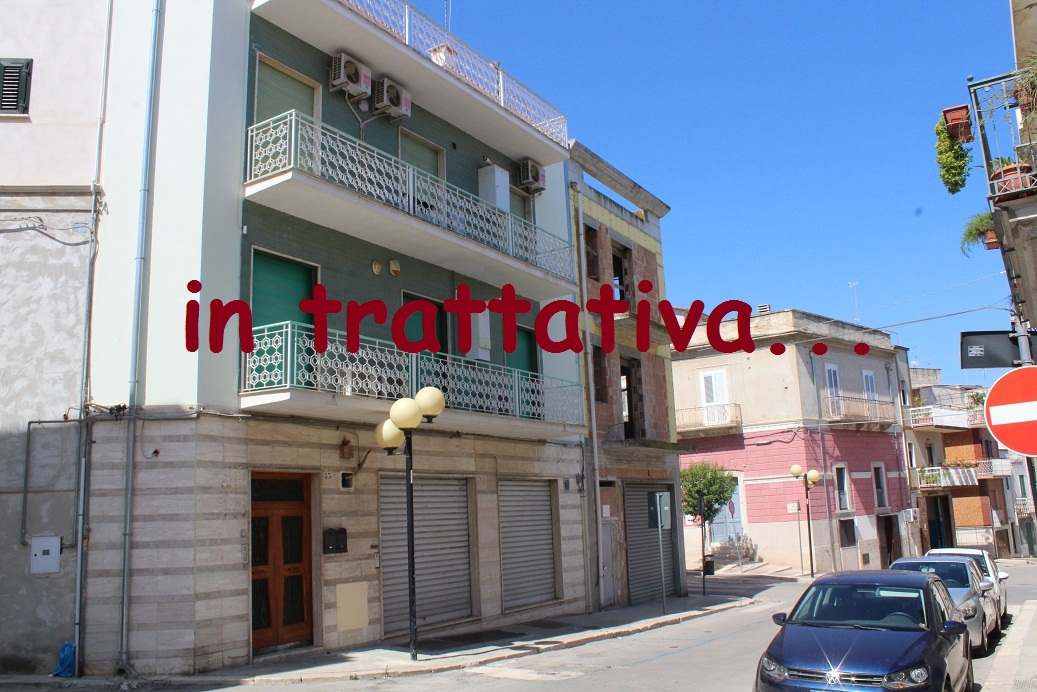 Appartamento in vendita a Canosa di Puglia, 4 locali, Trattative riservate | PortaleAgenzieImmobiliari.it