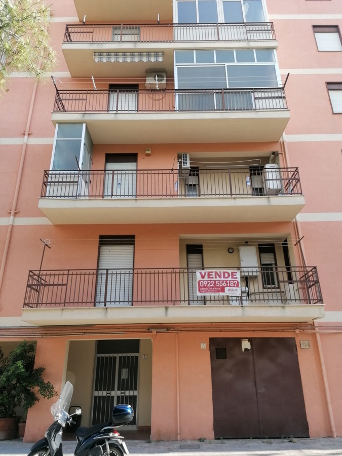 Appartamento in vendita a Agrigento, 4 locali, zona anelle, prezzo € 100.000 | PortaleAgenzieImmobiliari.it