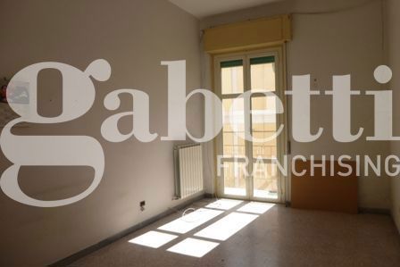 Appartamento in vendita a Capua, 4 locali, prezzo € 50.000 | PortaleAgenzieImmobiliari.it