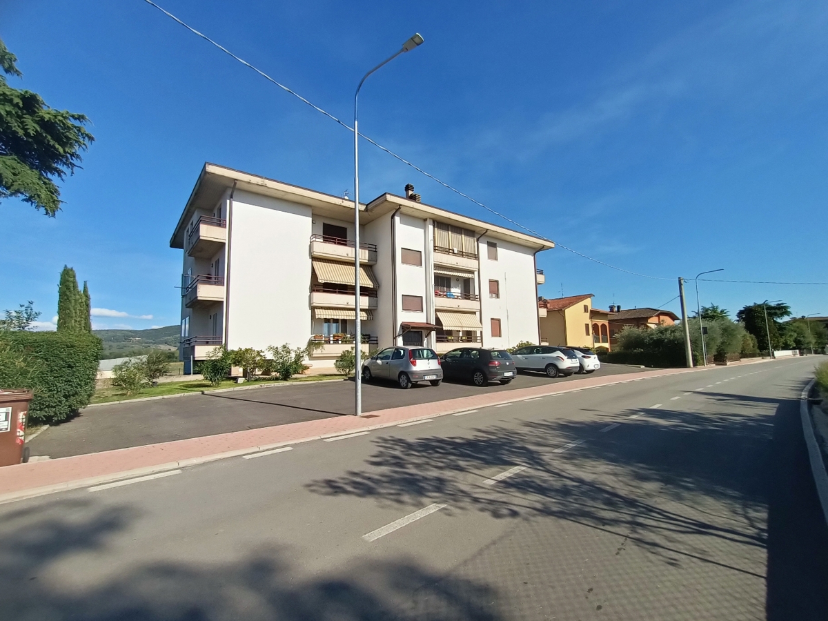 Appartamento in vendita a Deruta, 4 locali, prezzo € 99.000 | PortaleAgenzieImmobiliari.it