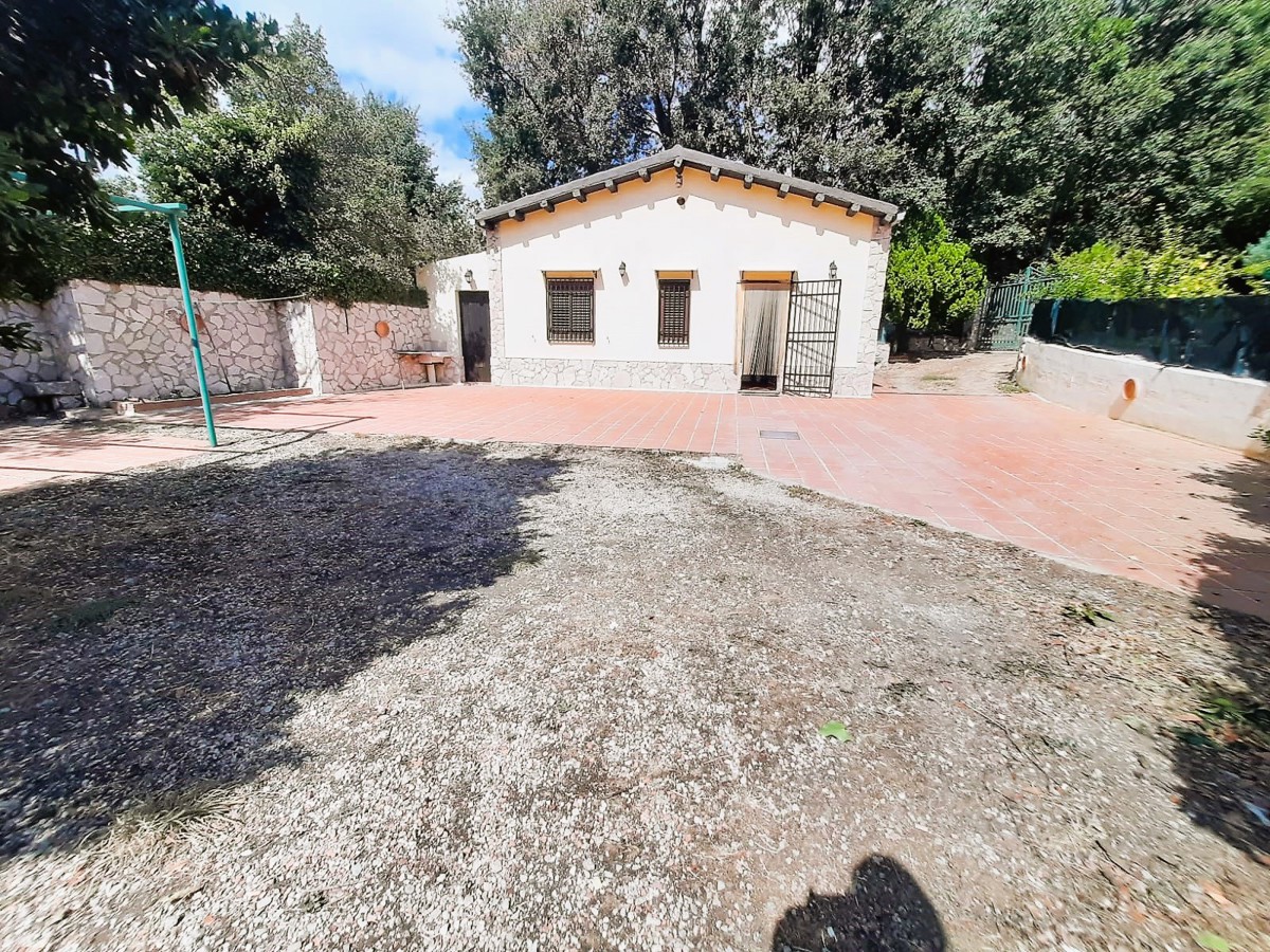 Villa in vendita a Polizzi Generosa, 3 locali, prezzo € 89.000 | PortaleAgenzieImmobiliari.it