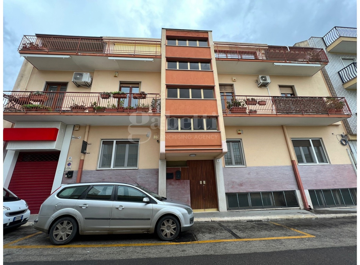 Appartamento in vendita a Andria, 5 locali, prezzo € 150.000 | PortaleAgenzieImmobiliari.it