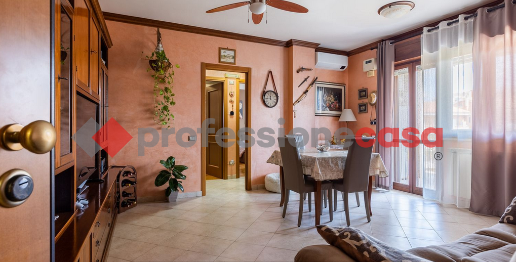 Appartamento in vendita a Pomezia, 3 locali, prezzo € 125.000 | PortaleAgenzieImmobiliari.it