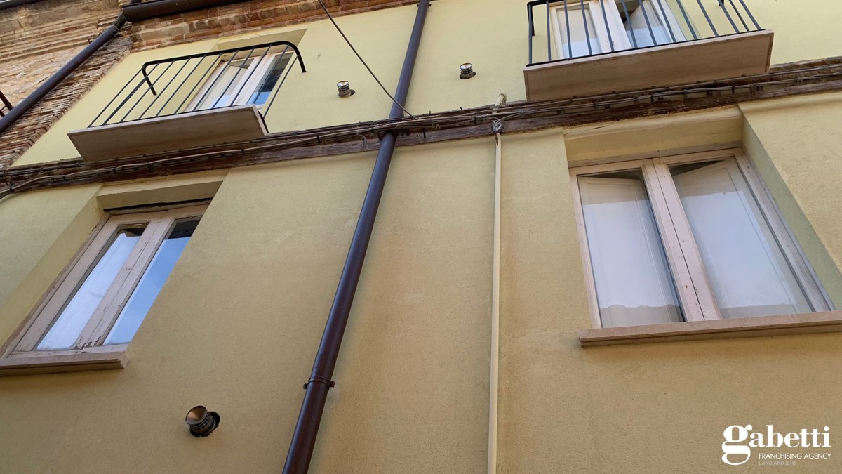 Soluzione Indipendente in vendita a Lanciano, 4 locali, prezzo € 68.000 | PortaleAgenzieImmobiliari.it