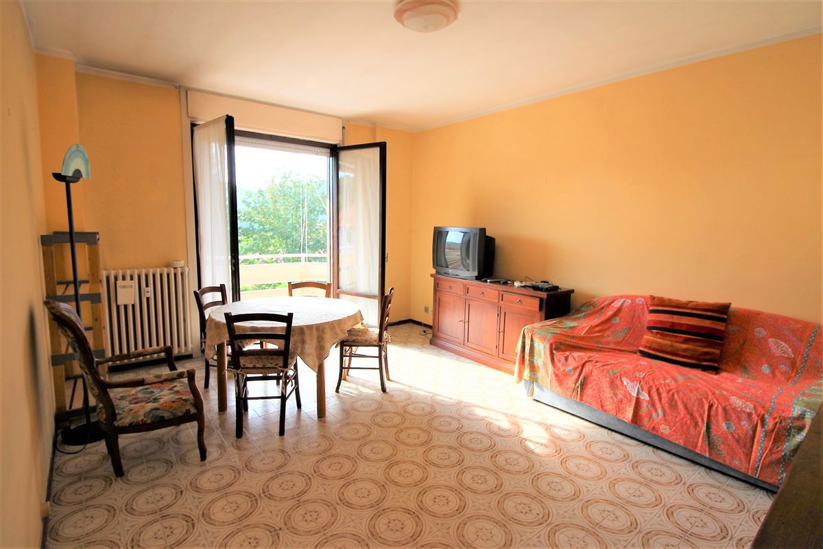Appartamento in affitto a Arona, 1 locali, prezzo € 700 | CambioCasa.it