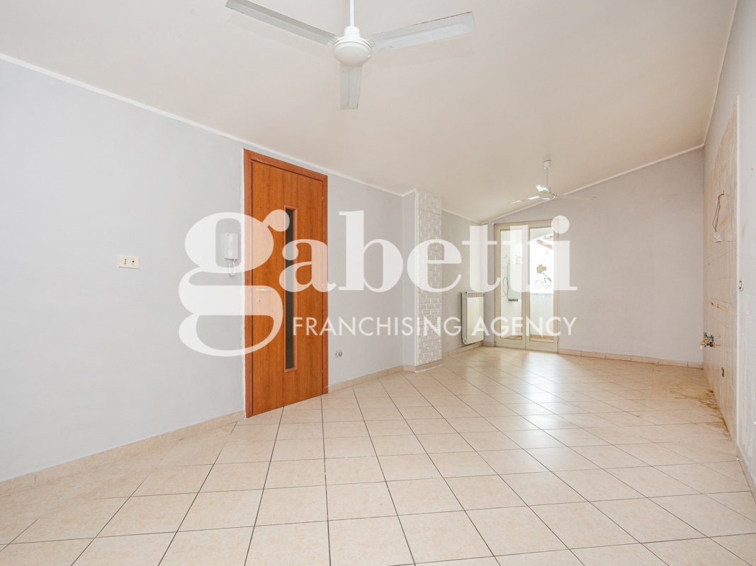 Appartamento in vendita a Calvizzano, 3 locali, prezzo € 90.000 | PortaleAgenzieImmobiliari.it