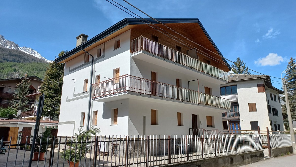 Appartamento in vendita a Oulx, 2 locali, prezzo € 79.000 | PortaleAgenzieImmobiliari.it