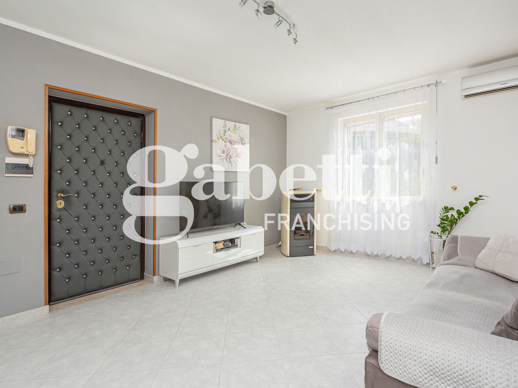 Appartamento in vendita a Marano di Napoli, 4 locali, prezzo € 89.000 | PortaleAgenzieImmobiliari.it