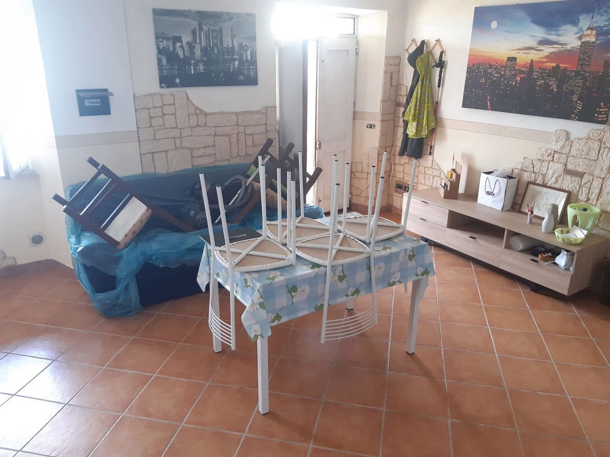 Appartamento in vendita a Tagliacozzo, 4 locali, prezzo € 25.000 | PortaleAgenzieImmobiliari.it