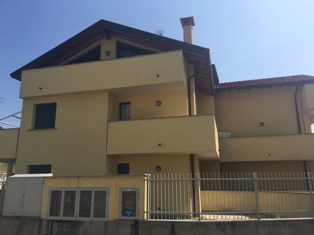 Appartamento in vendita a Inveruno, 2 locali, prezzo € 152.000 | PortaleAgenzieImmobiliari.it