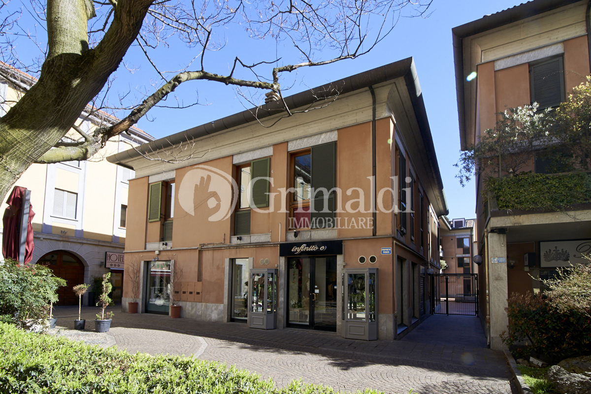 Appartamento in vendita a Monza, 3 locali, zona Località: Centro storico, prezzo € 390.000 | PortaleAgenzieImmobiliari.it