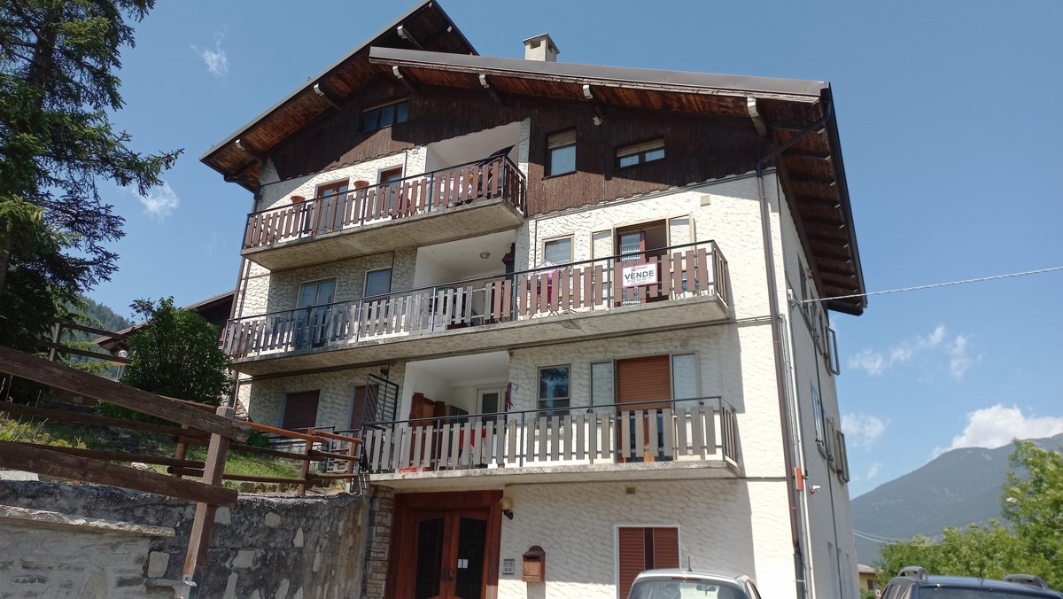 Appartamento in vendita a Oulx, 3 locali, prezzo € 120.000 | PortaleAgenzieImmobiliari.it