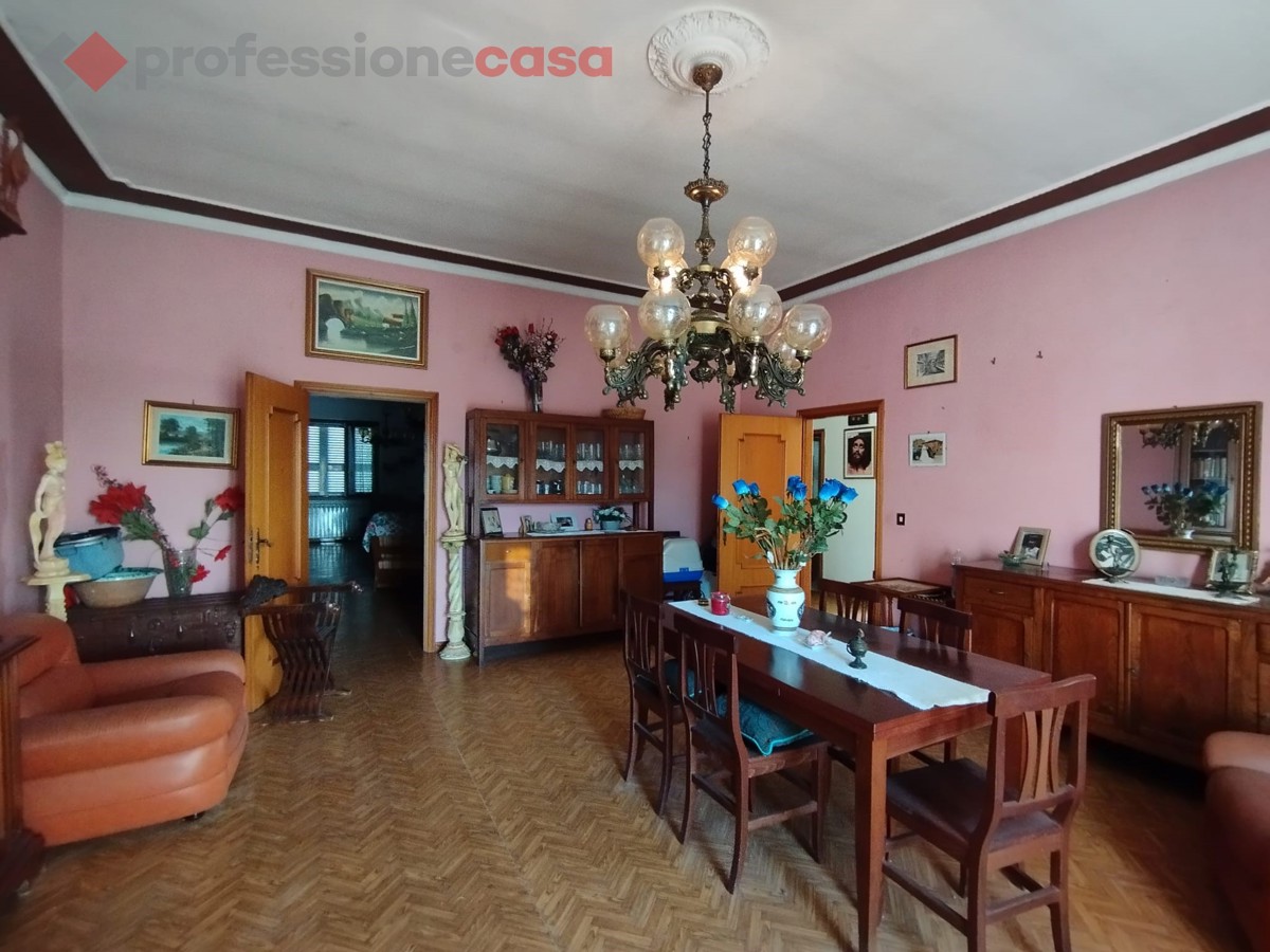 Appartamento in vendita a Castelliri, 5 locali, prezzo € 90.000 | PortaleAgenzieImmobiliari.it
