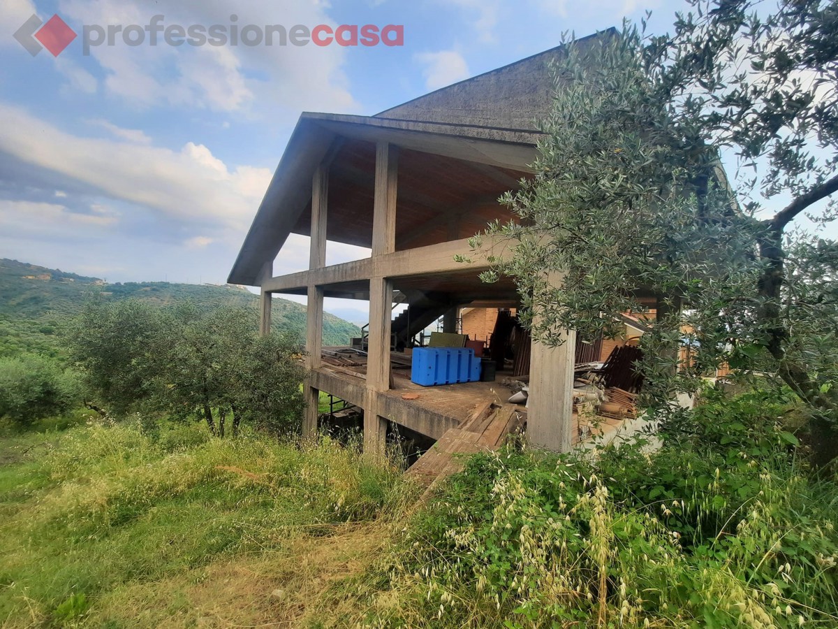 Villa in vendita a Boville Ernica, 9999 locali, zona a Liberata, prezzo € 160.000 | PortaleAgenzieImmobiliari.it