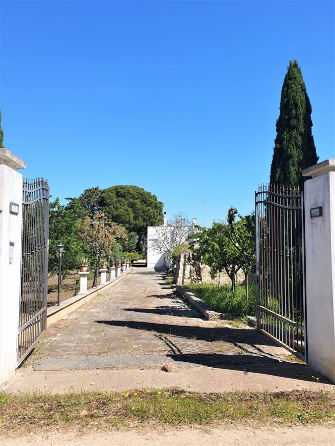 Villa in vendita a Andria, 9 locali, prezzo € 460.000 | PortaleAgenzieImmobiliari.it
